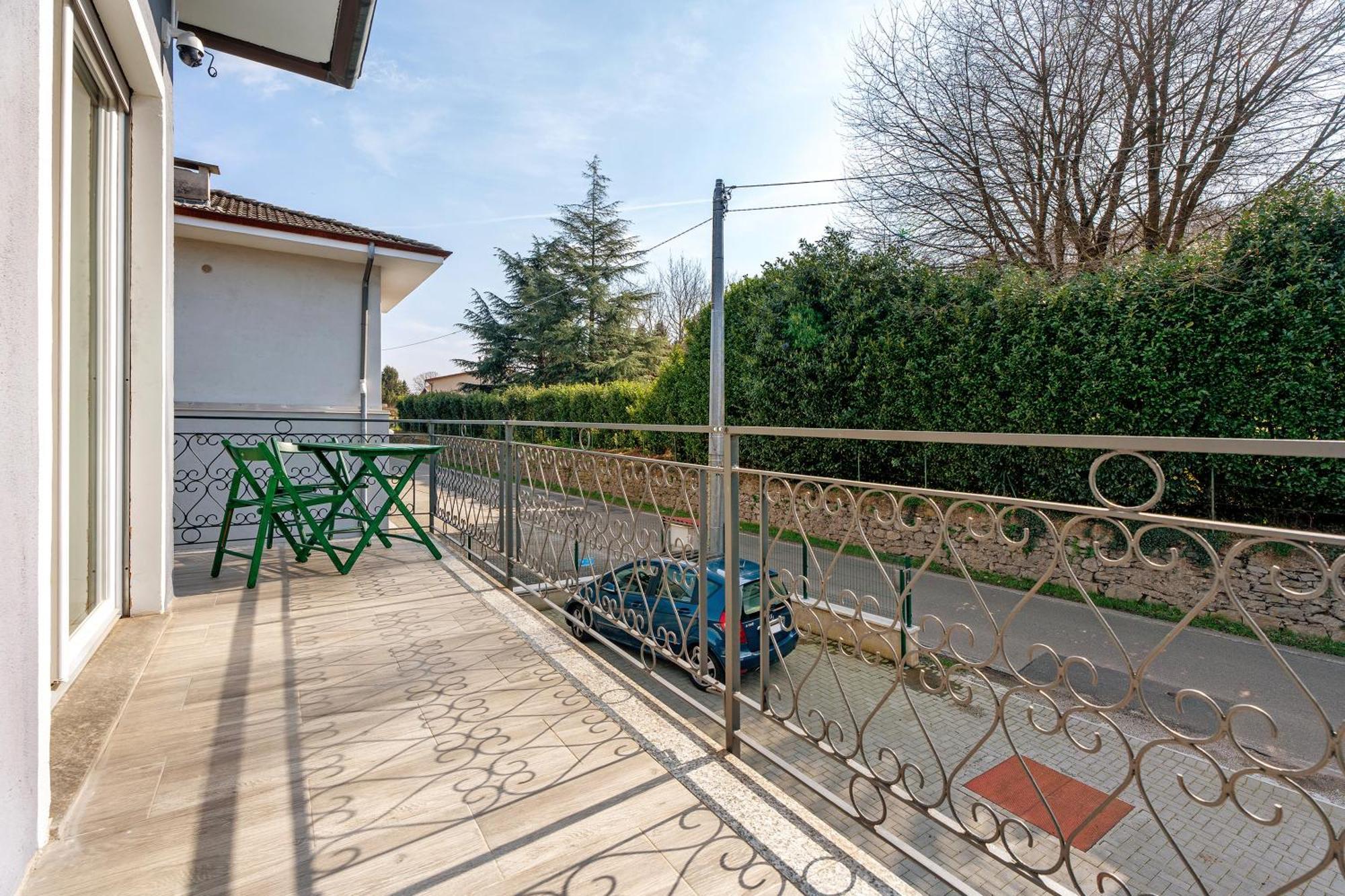 Sweet Home Apartments Peperoncino Arona Dış mekan fotoğraf